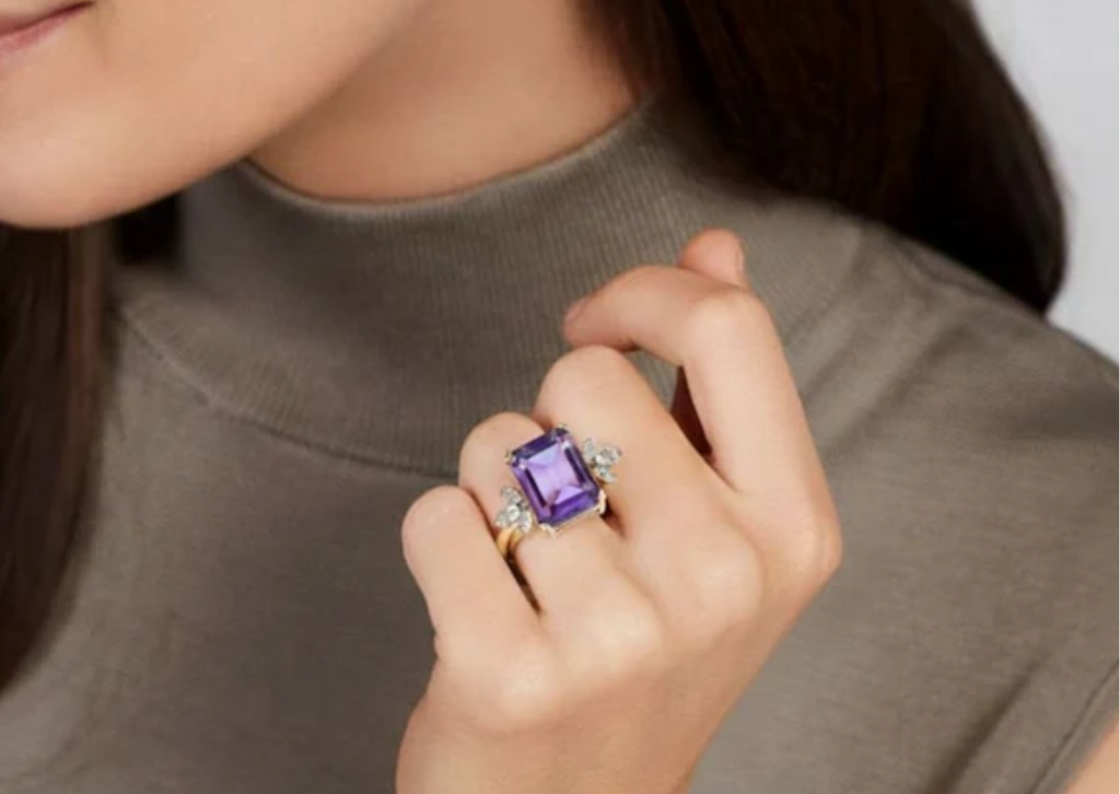 How Zovina Helps You Personalise Jewellery With Meaningful Details