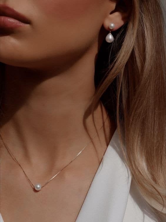 June Birthstone Jewelry Gifts: Pearls