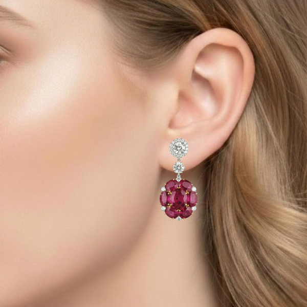 Royal Blue Sapphire Center with Oval Emerald Shoulders in White Gold