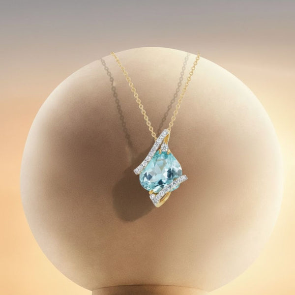 Ascher Cut Aquamarine in diamond Cover Pendant